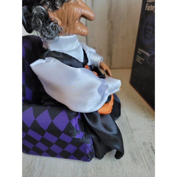 Gemmy AS IS animated witch petting cat Halloween prop decor - Picture 3 of 11